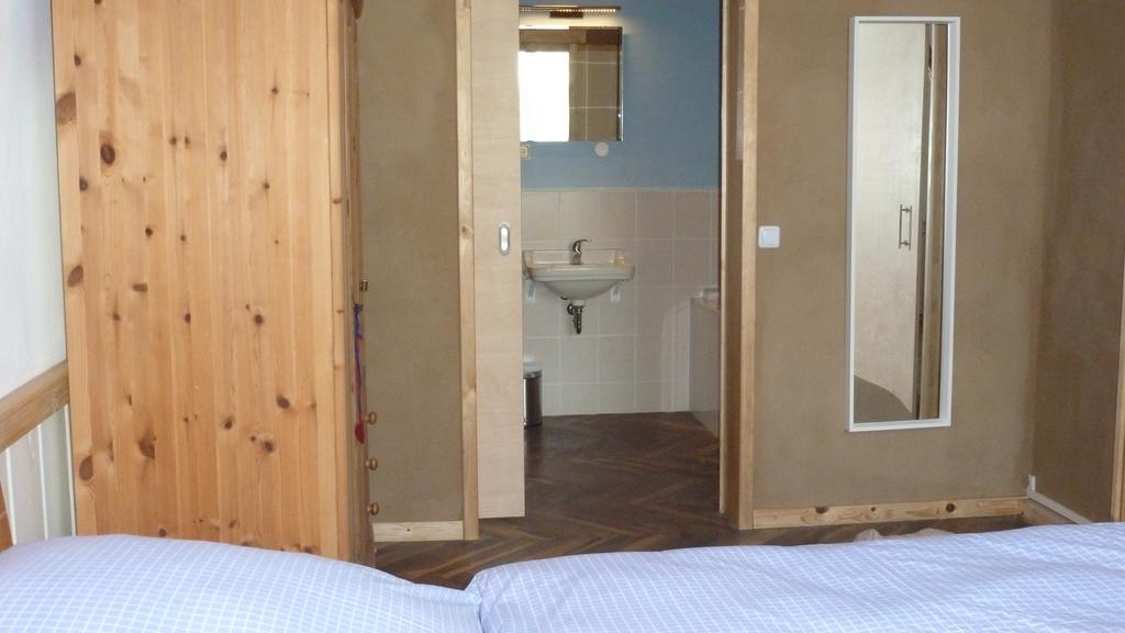 Alte Schule Lägenhet Tambach-Dietharz Exteriör bild