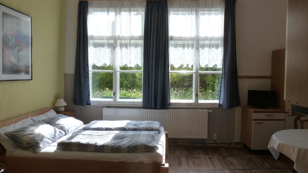 Alte Schule Lägenhet Tambach-Dietharz Exteriör bild